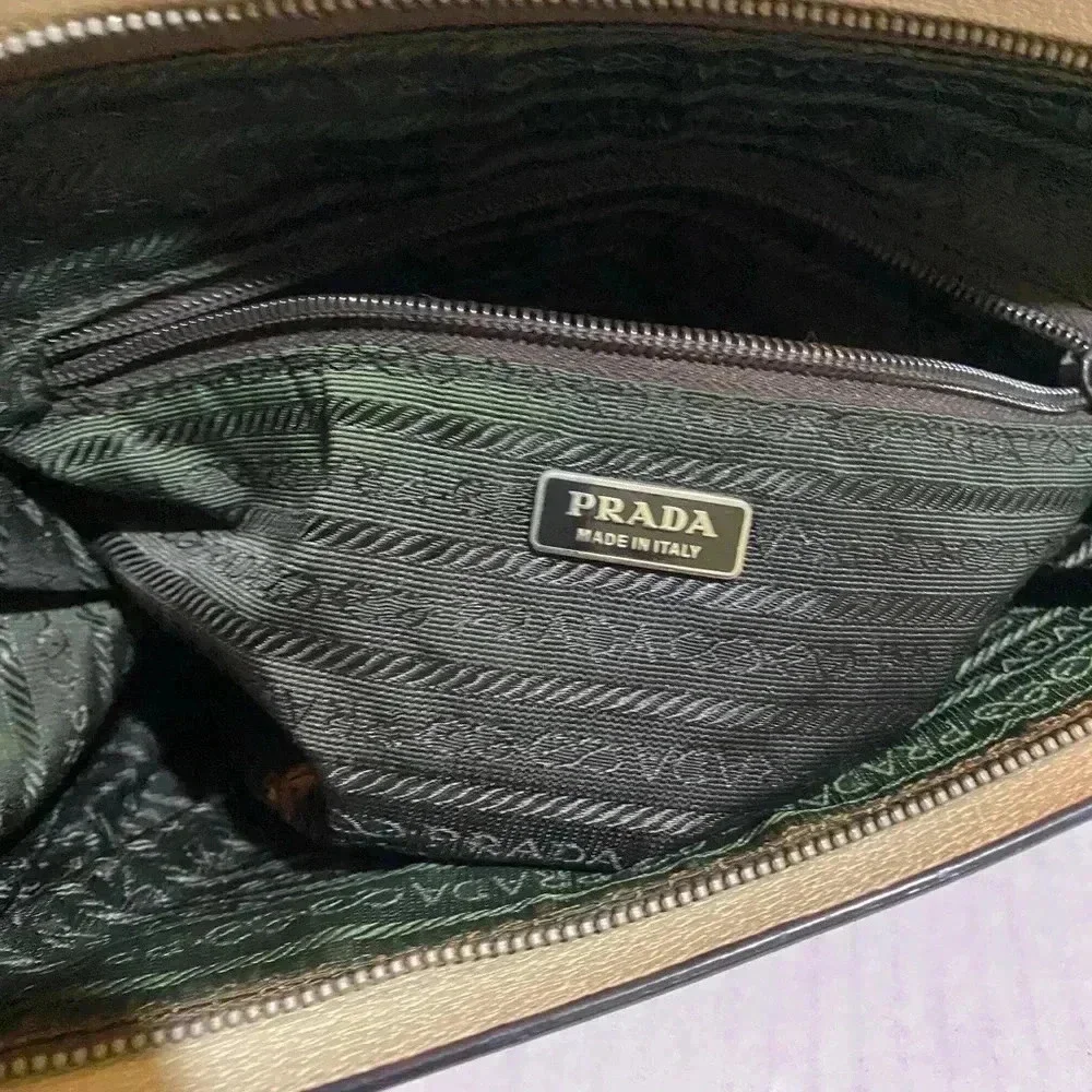 Prada vintage beige cream leather handle handbag